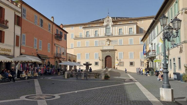 Colli Albani Tour Bike Scooter Vespa Tuk Tuk Rome