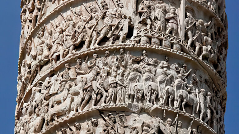 Colonna di Marco Aurelio Tour Bike Scooter Vespa Tuk Tuk Rome