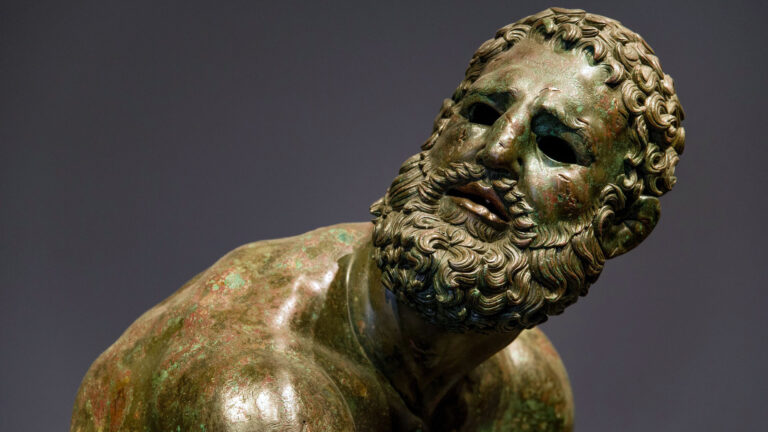 Palazzo Massimo Tour Bike Scooter Vespa Tuk Tuk Rome