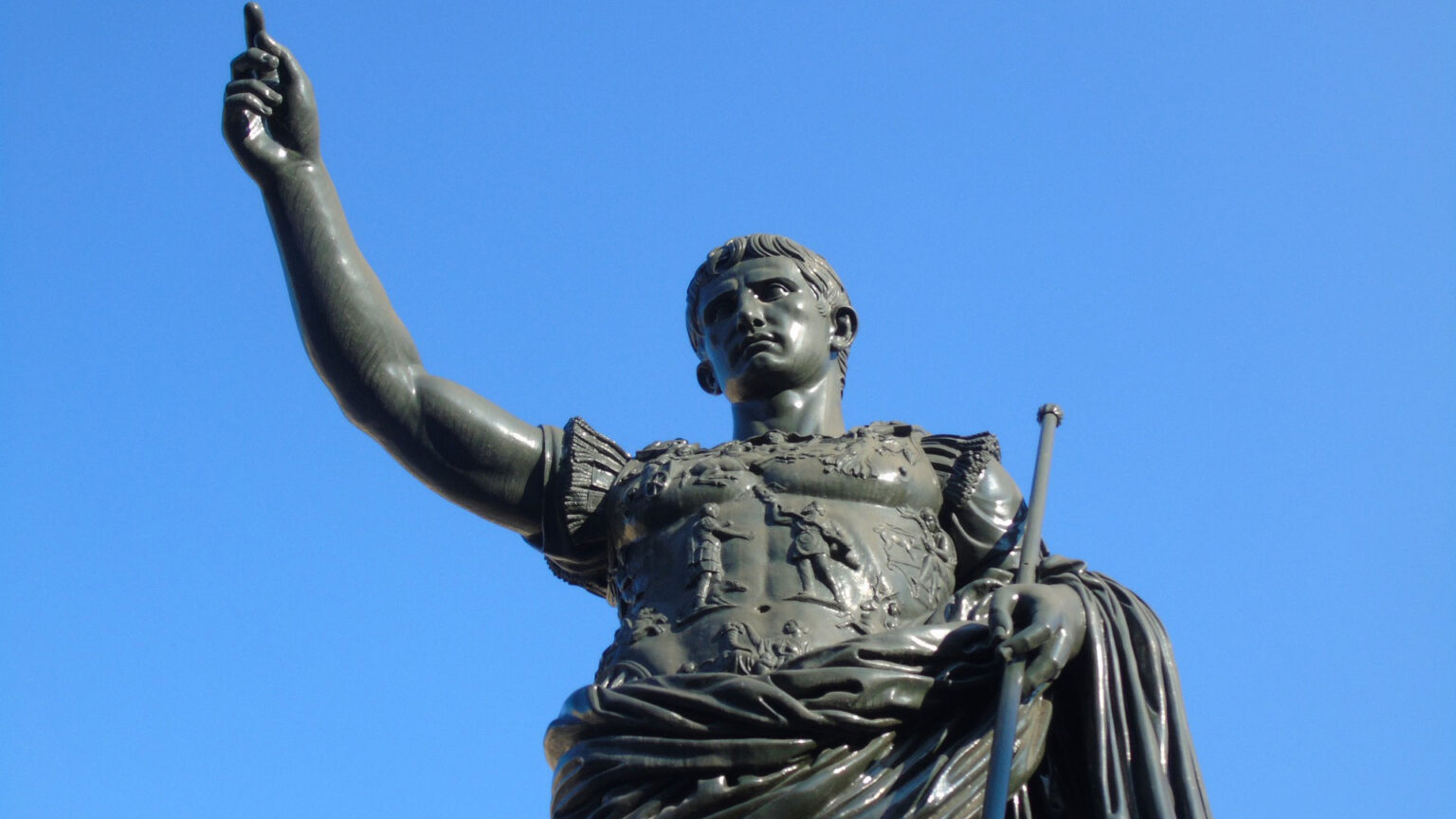 Kings and Emperors of Rome Spazio Museo Vespa Vespa Tours and